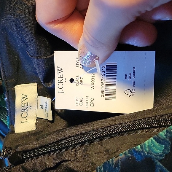 Embroidered Floral Skirt - Picture 4 of 12